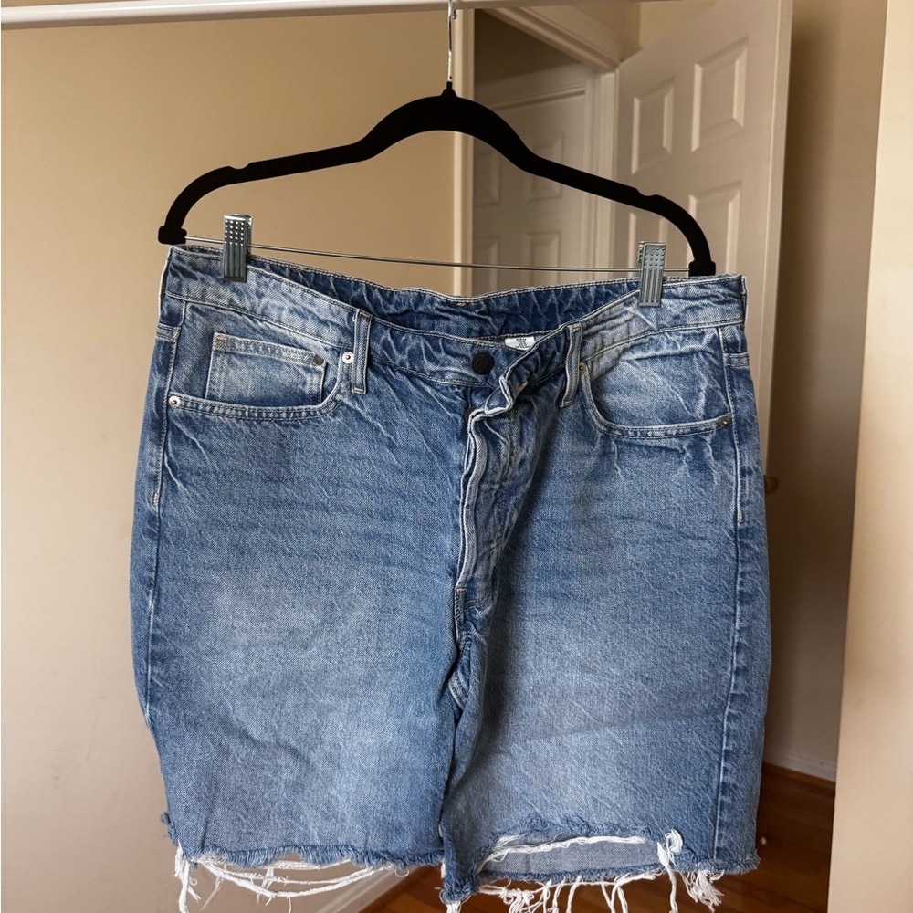 H&M womens denim baggy ripped Bermuda shorts low rise loose fit